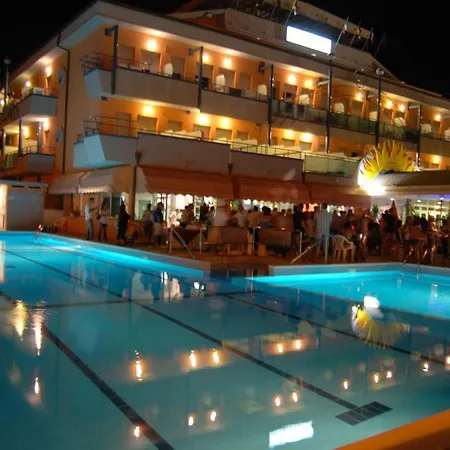 Serenissima Village Hotel 3*