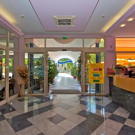 Serenissima Village 3*