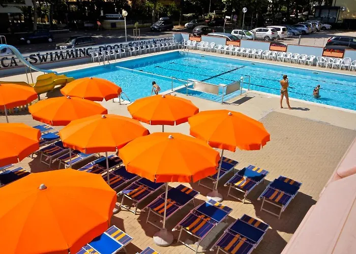 Serenissima Village تْشيزيناتيكو