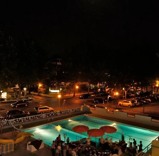 Serenissima Village تْشيزيناتيكو