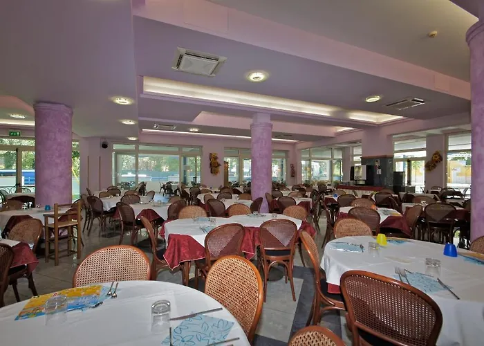 منتجع Serenissima Village تْشيزيناتيكو