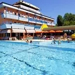 Serenissima Village Resort 3*