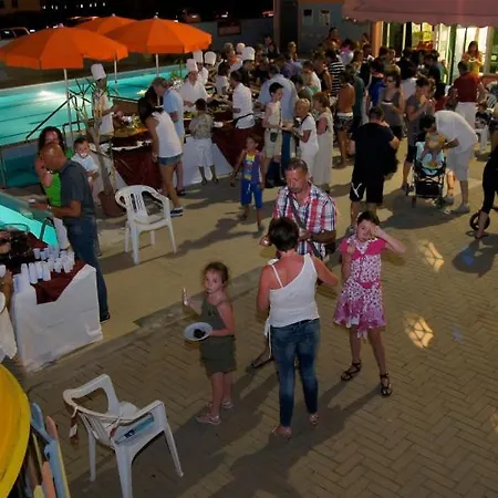 Serenissima Village 3* Cesenatico